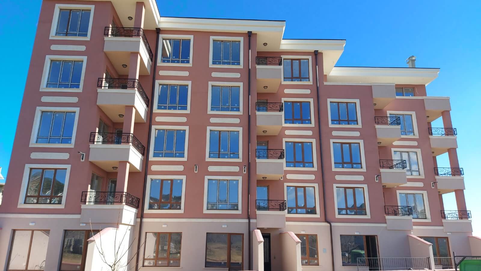 Акропол Билд