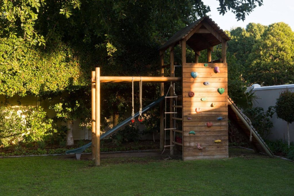 затворен жилищен комплекс варна - детска площадка